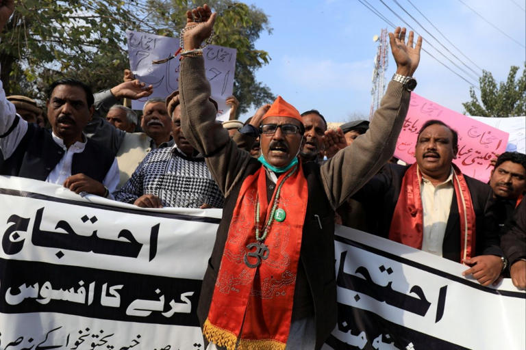 Pakistan: Hindu Temple in Karachi Demolished for Shopping Plaza; Community Tense?