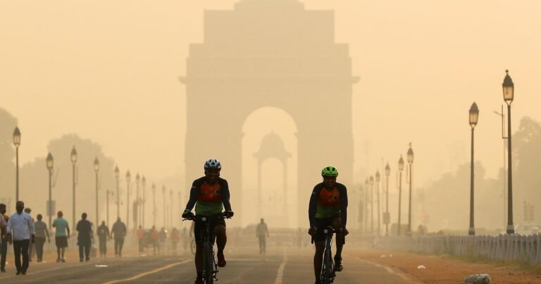 AQI LIVE Updates 2023: Delhi’s Air Quality in ‘Poor’ Category, AQI Stands at 256